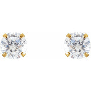 Round 4-Prong Youth Stud Earrings