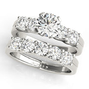 Round Diamond Single Row Engagement Ring