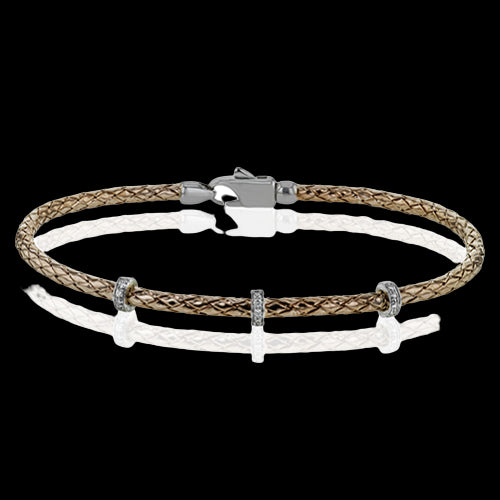 Bangle in 18k Gold with Diamonds