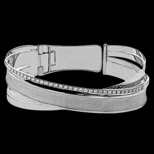 Bangle in 18k Gold with Diamonds