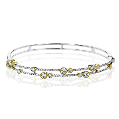 Bangle in 18k Gold with Diamonds
