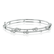 Bangle in 18k Gold with Diamonds