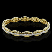Bangle in 18k Gold with Diamonds