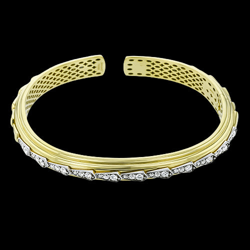 Bangle in 18k Gold with Diamonds