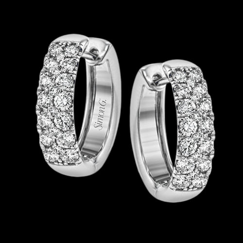 Hoop Earring in 18k Gold with Diamonds