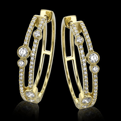 Hoop Earring in 18k Gold with Diamonds