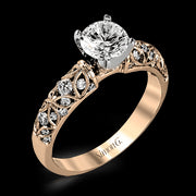 Engagement Ring in 18k Gold with Diamonds