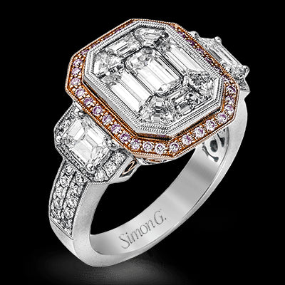 Engagement Ring in 18k Gold with Diamonds