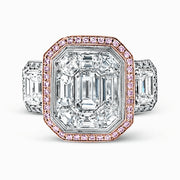 Engagement Ring in 18k Gold with Diamonds