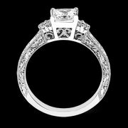 Engagement Ring in 18k Gold with Diamonds