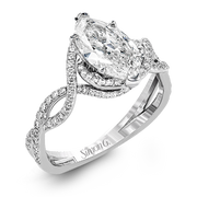 Engagement Ring in 18k Gold with Diamonds