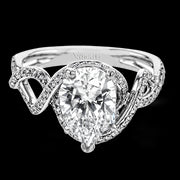 Engagement Ring in 18k Gold with Diamonds