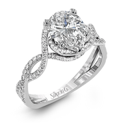 Engagement Ring in 18k Gold with Diamonds
