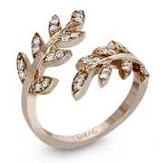Right Hand Ring in 18k Gold with Diamonds