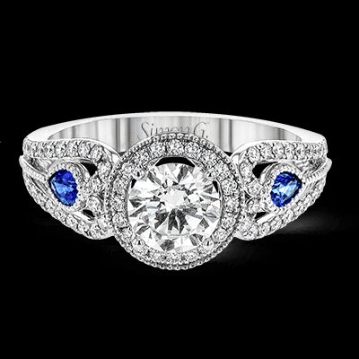 Engagement Ring in 18k Gold with Diamonds