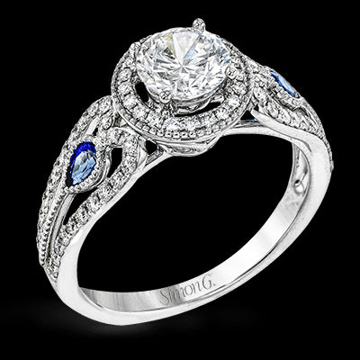 Engagement Ring in 18k Gold with Diamonds