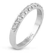 Engagement Ring in 18k Gold with Diamonds