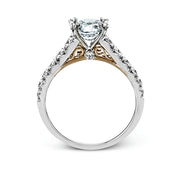 Engagement Ring in 18k Gold with Diamonds