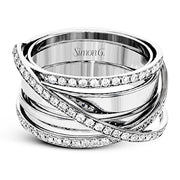 Right Hand Ring in 18k Gold with Diamonds