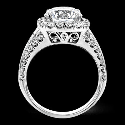 Engagement Ring in 18k Gold with Diamonds