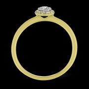 Engagement Ring in 18k Gold with Diamonds