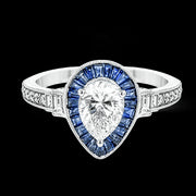 Engagement Ring in 18k Gold with Diamonds