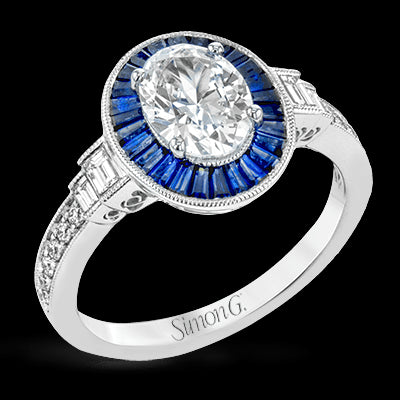 Engagement Ring in 18k Gold with Diamonds