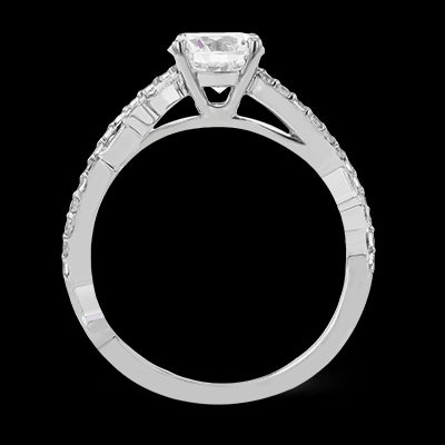 Engagement Ring in 18k Gold with Diamonds