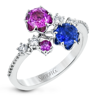 Color Ring in 18k Gold with Diamonds