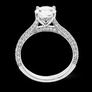 Engagement Ring in 18k Gold with Diamonds