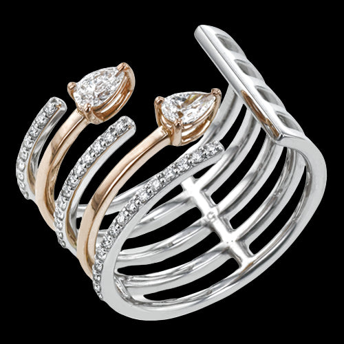 Right Hand Ring in 18k Gold with Diamonds