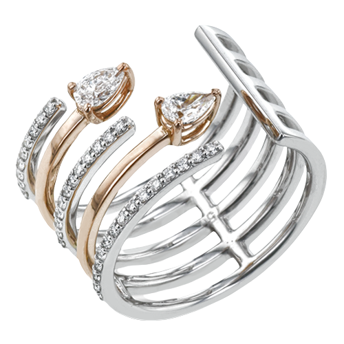 Right Hand Ring in 18k Gold with Diamonds