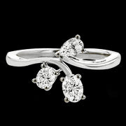 Right Hand Ring in 18k Gold