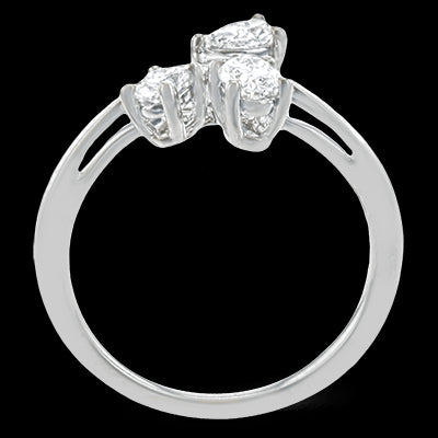 Right Hand Ring in 18k Gold