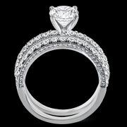 Engagement Ring in 18k Gold with Diamonds