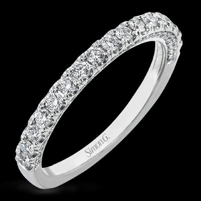Engagement Ring in 18k Gold with Diamonds