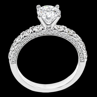 Engagement Ring in 18k Gold with Diamonds