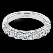 Engagement Ring in 18k Gold with Diamonds