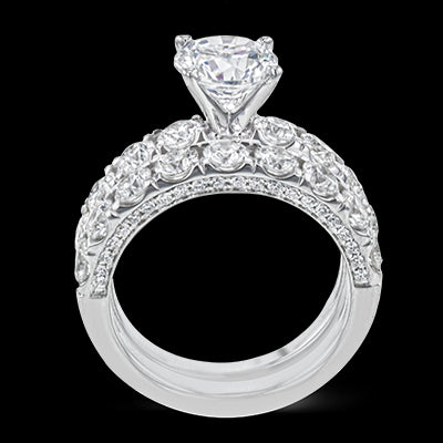 Engagement Ring in 18k Gold with Diamonds