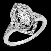 Engagement Ring in 18k Gold with Diamonds