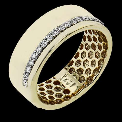 Right Hand Ring in 18k Gold with Diamonds
