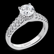 Engagement Ring in 18k Gold with Diamonds