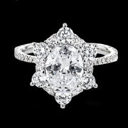 Engagement Ring in 18k Gold with Diamonds