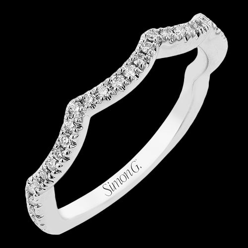 Engagement Ring in 18k Gold with Diamonds