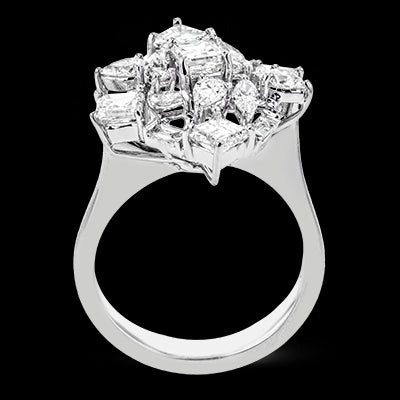Right Hand Ring in 18k Gold with Diamonds