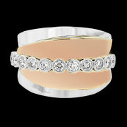 Right Hand Ring in 18k Gold with Diamonds