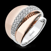 Right Hand Ring in 18k Gold with Diamonds