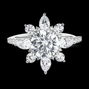 Engagement Ring in 18k Gold with Diamonds