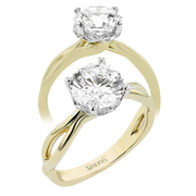 Engagement Ring in 18k Gold with Diamonds