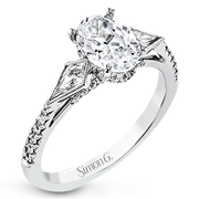 Engagement Ring in 18k Gold with Diamonds